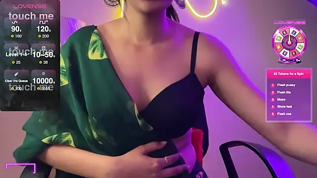 Snapshot of simrann_69 chatting on 03/20/25, 12:11 simrann 69 online show from 03/20/25, 12:11