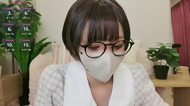 Snapshot of cohaku_329 chatting on 03/04/25, 11:51 cohaku 329 online show from 03/04/25, 11:51