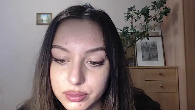 courtneyPerfect online show from 01/20/25, 02:57