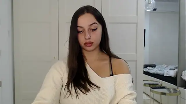 Snapshot of courtneyPerfect chatting on 10/27/25, 02:54 courtneyPerfect online show from 10/27/25, 02:54