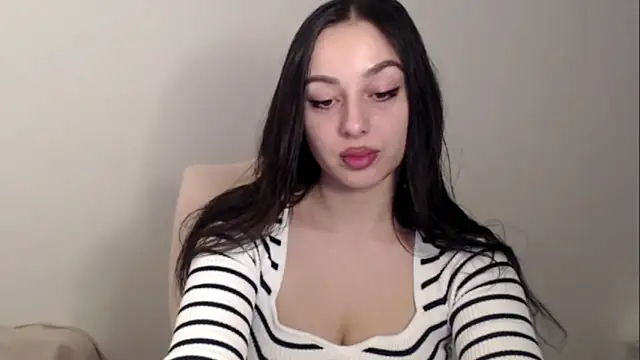 Snapshot of courtneyPerfect chatting on 02/10/26, 03:27 courtneyPerfect online show from 02/10/26, 03:27