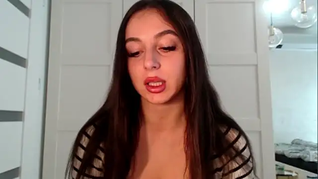 Snapshot of courtneyPerfect chatting on 04/02/26, 07:28 courtneyPerfect online show from 04/02/26, 07:28