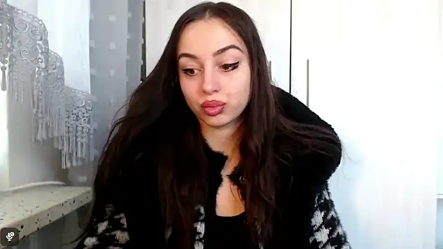 Snapshot of courtneyPerfect chatting on 04/18/26, 07:12 courtneyPerfect online show from 04/18/26, 07:12