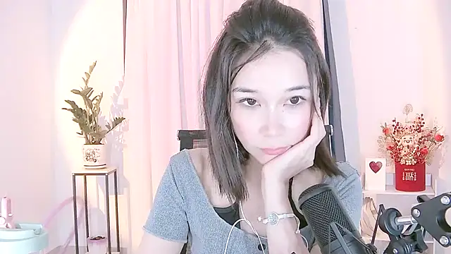 Amity-ox online show from 02/20/25, 02:13