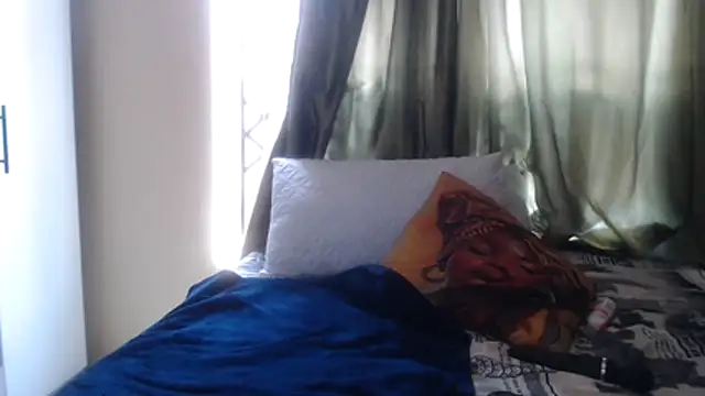 Foxybrownxx1 online show from 03/02/26, 09:38