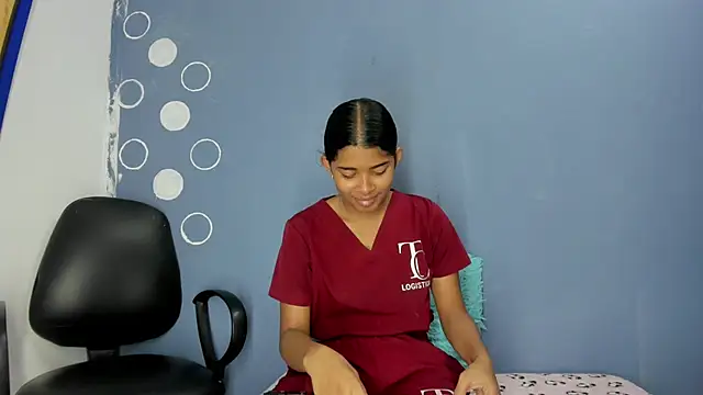 Snapshot of aitanacortes chatting on 01/13/25, 12:45 aitanacortes online show from 01/13/25, 12:45