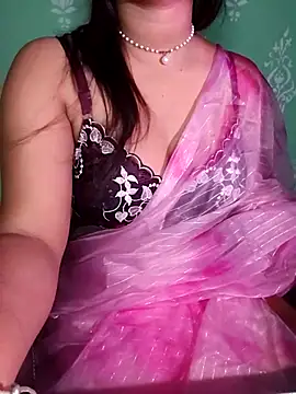 QueenOfHeart 07 online show from 10/15/25, 03:12