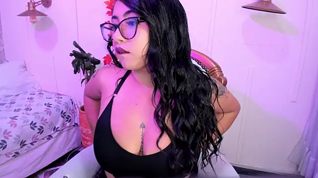 Sexy cristall  online show from 12/10/24, 09:00