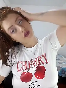 Snapshot of nix_white chatting on 01/11/25, 12:44 nix white online show from 01/11/25, 12:44