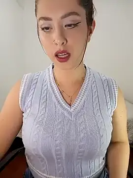 Snapshot of nix_white chatting on 01/14/25, 09:51 nix white online show from 01/14/25, 09:51