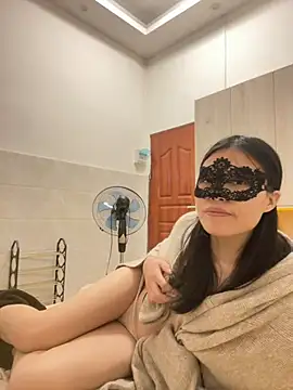 zqq5522 online show from 01/28/25, 03:57