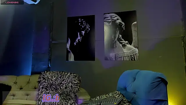 Snapshot of bradley_smith chatting on 04/18/26, 10:30 bradley smith online show from 04/18/26, 10:30