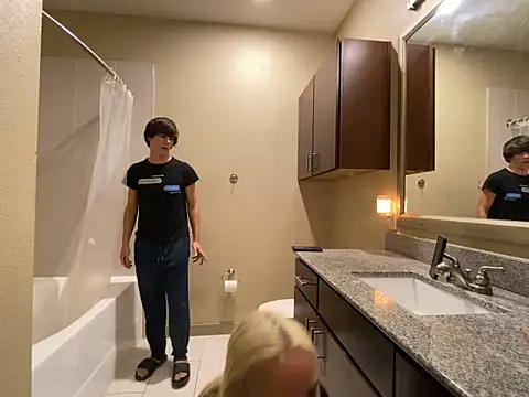 Snapshot of girlfriendmissy chatting on 01/26/25, 02:03 girlfriendmissy online show from 01/26/25, 02:03