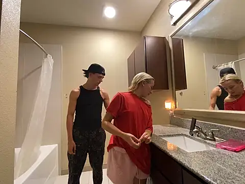 Snapshot of girlfriendmissy chatting on 02/14/25, 07:23 girlfriendmissy online show from 02/14/25, 07:23