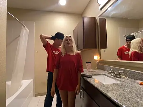 Snapshot of girlfriendmissy chatting on 02/16/25, 01:47 girlfriendmissy online show from 02/16/25, 01:47