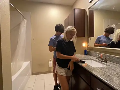 Snapshot of girlfriendmissy chatting on 03/08/25, 09:29 girlfriendmissy online show from 03/08/25, 09:29