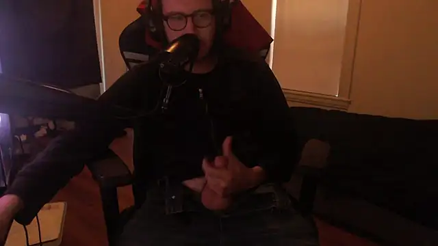 chicostick413 online show from 10/05/25, 07:34