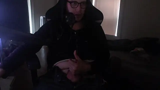 chicostick413 online show from 10/19/25, 05:35