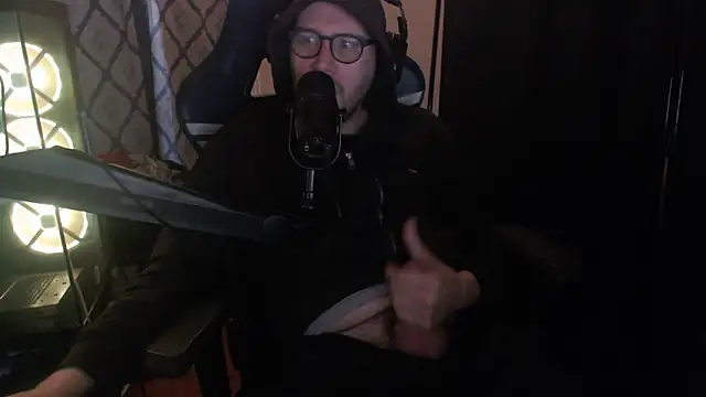 chicostick413 online show from 02/23/26, 01:41