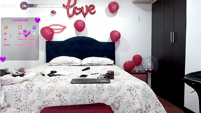 Sanyi hot online show from 02/19/25, 10:09