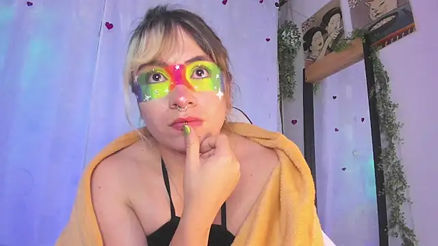 Snapshot of GilaKat chatting on 03/18/25, 07:08 GilaKat online show from 03/18/25, 07:08