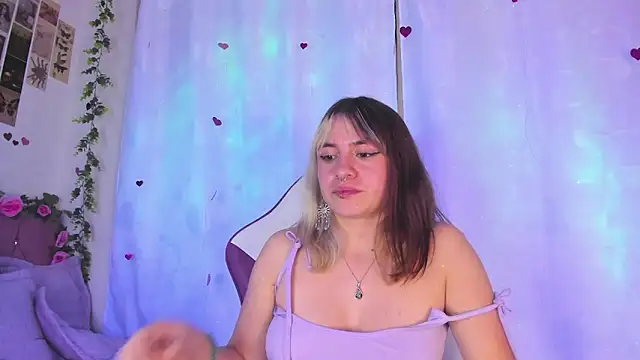 Snapshot of GilaKat chatting on 03/20/25, 08:09 GilaKat online show from 03/20/25, 08:09