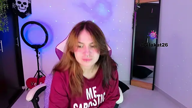 Snapshot of GilaKat chatting on 10/18/25, 06:26 GilaKat online show from 10/18/25, 06:26