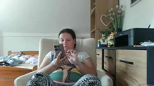 Snapshot of ReifeVenna chatting on 09/08/25, 02:16 ReifeVenna online show from 09/08/25, 02:16