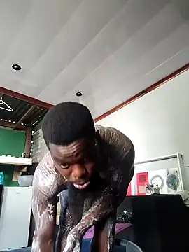 Snapshot of Chocolate_factory_man chatting on 03/08/25, 10:43 Chocolate factory man online show from 03/08/25, 10:43