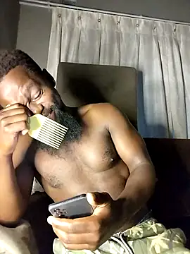 Snapshot of Chocolate_factory_man chatting on 09/23/25, 03:42 Chocolate factory man online show from 09/23/25, 03:42