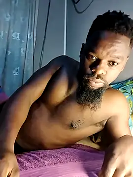 Snapshot of Chocolate_factory_man chatting on 09/30/25, 03:22 Chocolate factory man online show from 09/30/25, 03:22