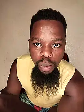 Snapshot of Chocolate_factory_man chatting on 01/13/26, 08:36 Chocolate factory man online show from 01/13/26, 08:36