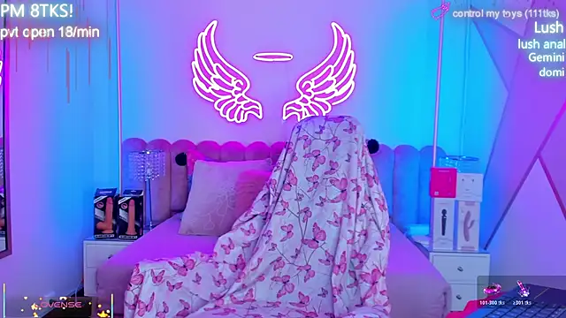 Snapshot of sallybrown_ chatting on 04/24/26, 08:44 sallybrown online show from 04/24/26, 08:44