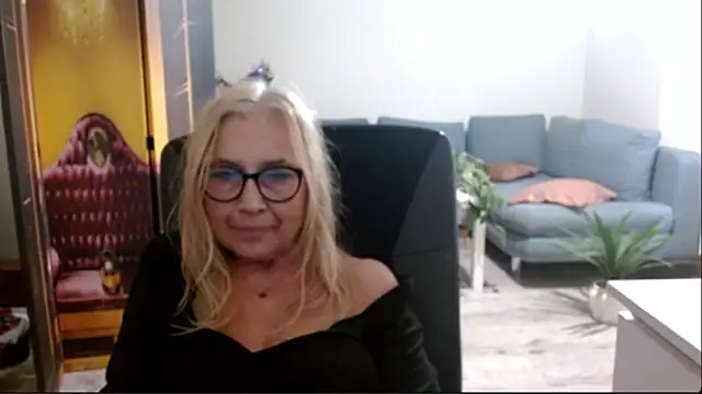 sofia xkiss online show from 09/22/25, 02:30