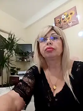 Snapshot of SusieNoreen chatting on 02/28/25, 01:15 SusieNoreen online show from 02/28/25, 01:15