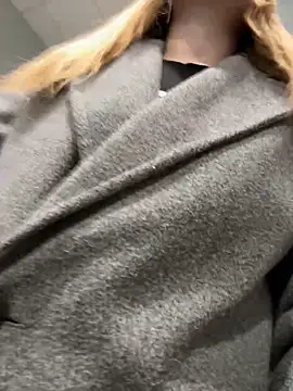 justmila online show from 11/07/25, 11:32