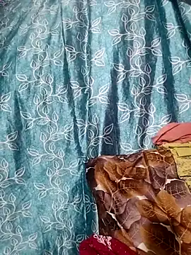 Snapshot of Indian_Carolina chatting on 04/12/26, 07:57 Indian Carolina online show from 04/12/26, 07:57