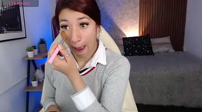 Snapshot of SofiaGomez420 chatting on 02/05/25, 01:54 SofiaGomez420 online show from 02/05/25, 01:54