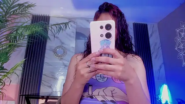 Snapshot of SofiaGomez420 chatting on 02/11/25, 07:23 SofiaGomez420 online show from 02/11/25, 07:23