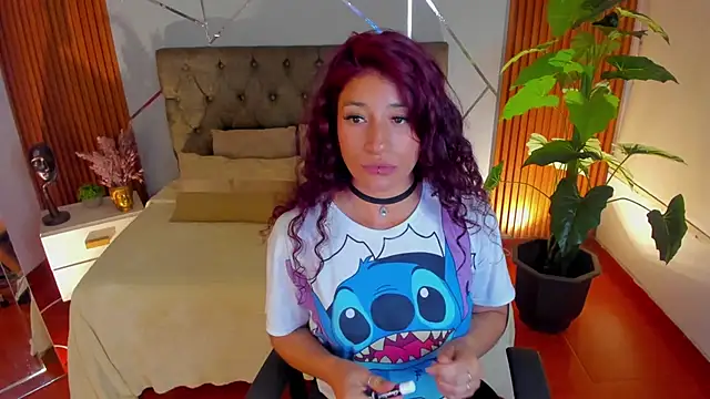 Snapshot of SofiaGomez420 chatting on 02/18/25, 12:48 SofiaGomez420 online show from 02/18/25, 12:48