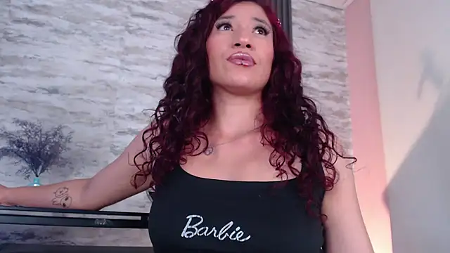 Snapshot of SofiaGomez420 chatting on 03/04/25, 06:04 SofiaGomez420 online show from 03/04/25, 06:04