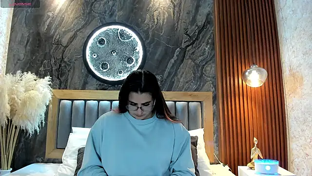 BellaPeers  online show from 05/05/26, 11:29