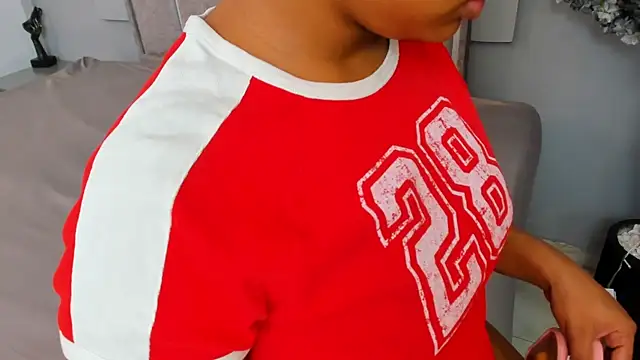 Maaracooper online show from 02/06/25, 03:37