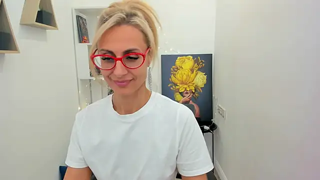 MuseOfStage online show from 03/20/25, 02:32