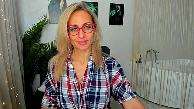 MuseOfStage online show from 10/09/25, 11:30