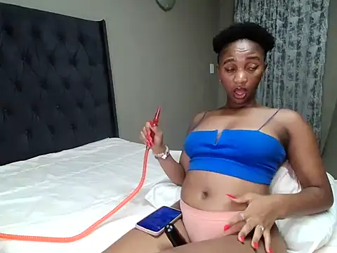 Snapshot of Shria107 chatting on 01/08/25, 05:37 Shria107 online show from 01/08/25, 05:37