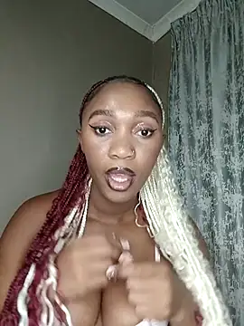 Snapshot of Shria107 chatting on 02/04/25, 01:56 Shria107 online show from 02/04/25, 01:56