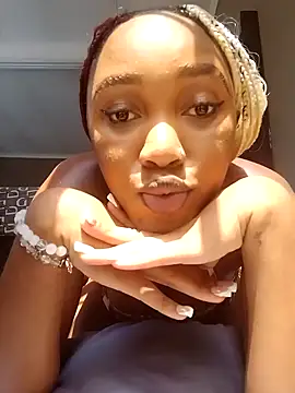 Snapshot of Shria107 chatting on 02/06/25, 12:16 Shria107 online show from 02/06/25, 12:16