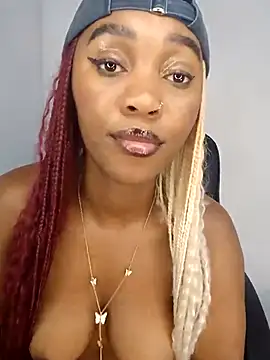 Snapshot of Shria107 chatting on 02/28/25, 11:25 Shria107 online show from 02/28/25, 11:25