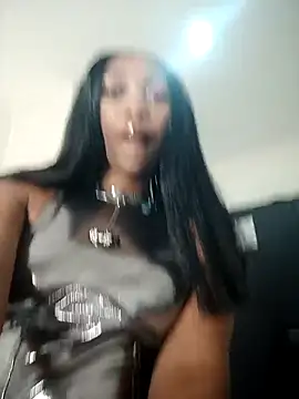 Snapshot of Shria107 chatting on 03/21/26, 04:54 Shria107 online show from 03/21/26, 04:54